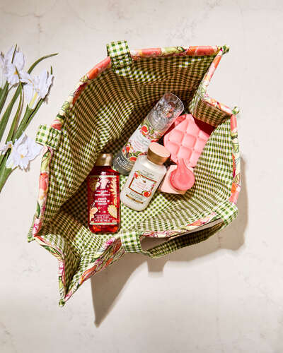 GIFT SET BATH& BODY WORKS