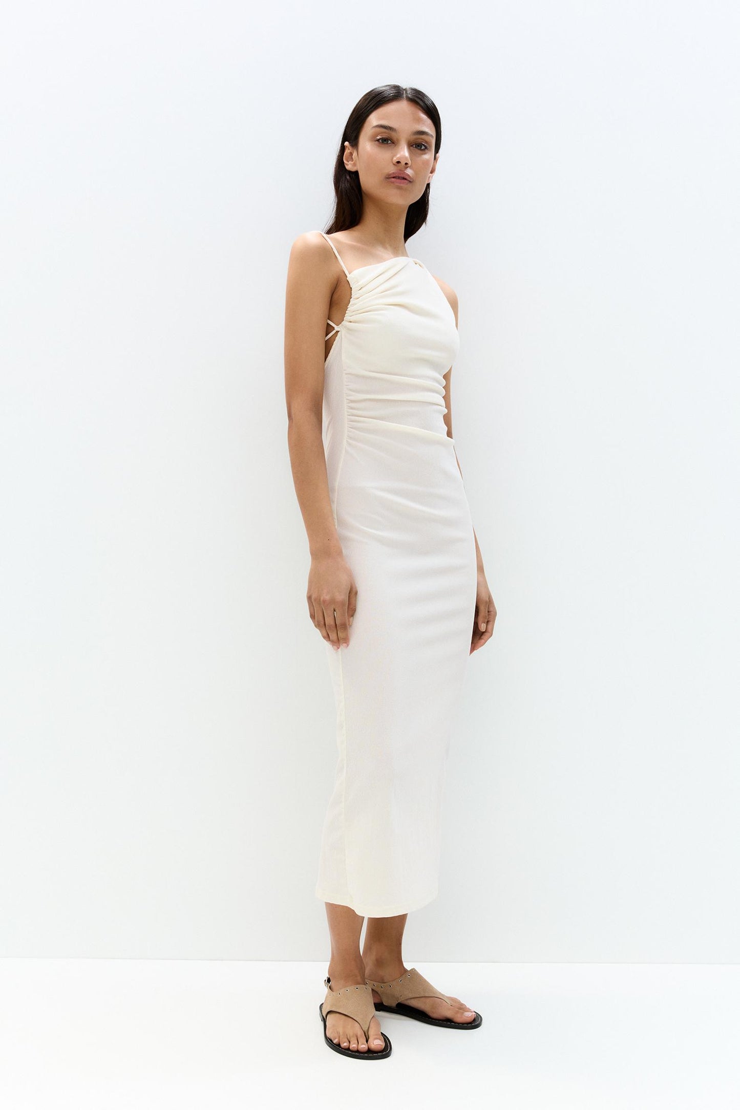 VESTIDO PULL & BEAR