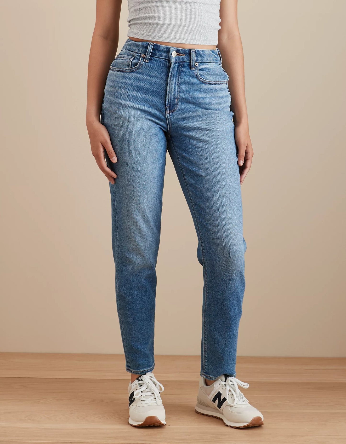MOM JEAN AMERICAN EAGLE