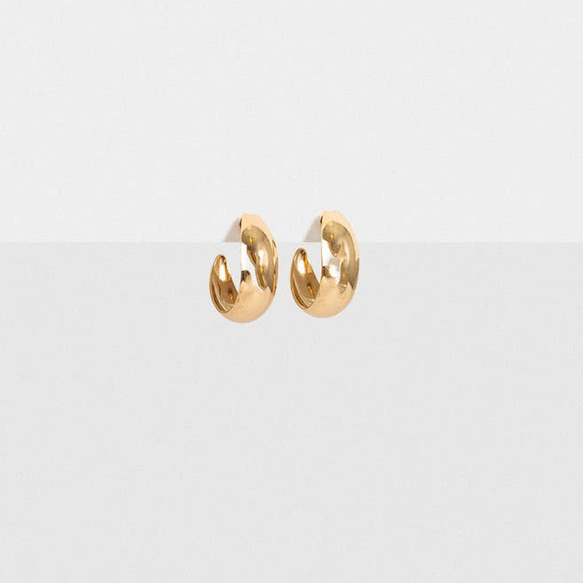 ARETES H&M