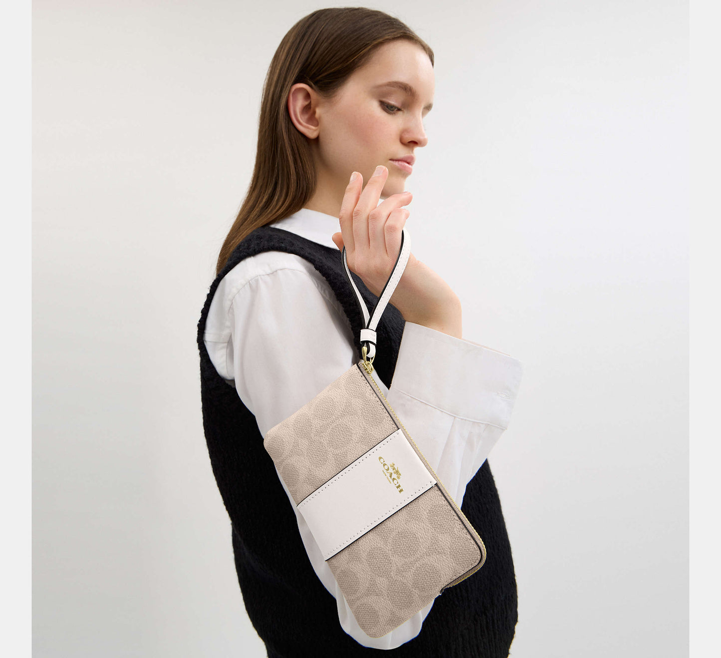 MONEDERO COACH