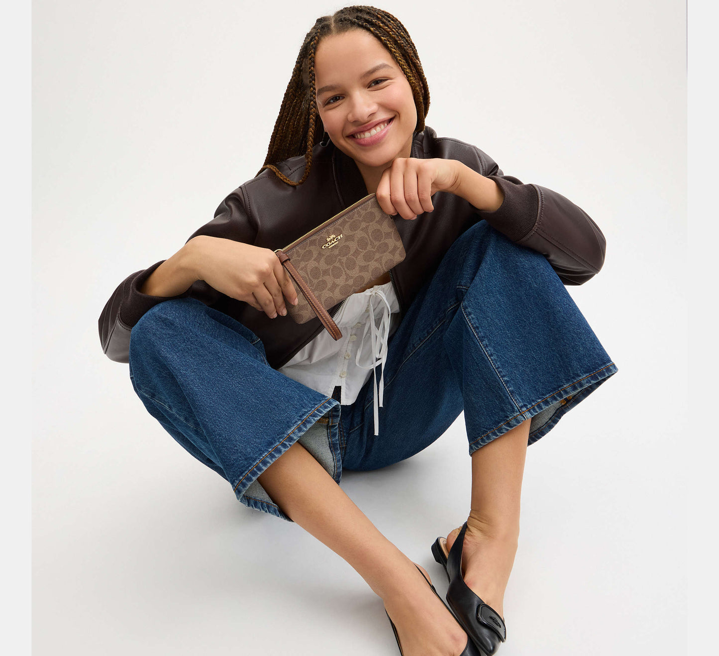 MONEDERO COACH