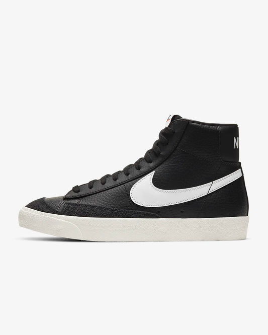 NIKE BLAZER MID