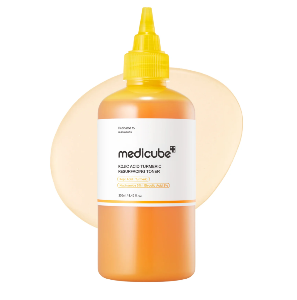 TONICO DE ACIDO KOJICO Y CURCUMA MEDICUBE