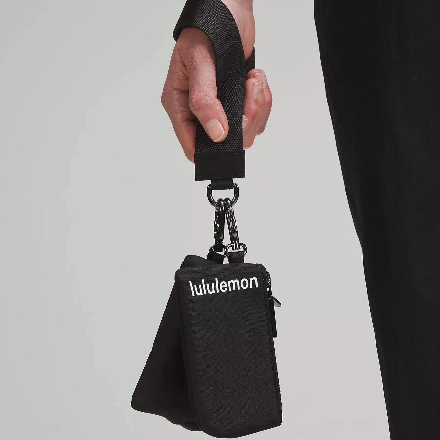TARJETERO LULULEMON