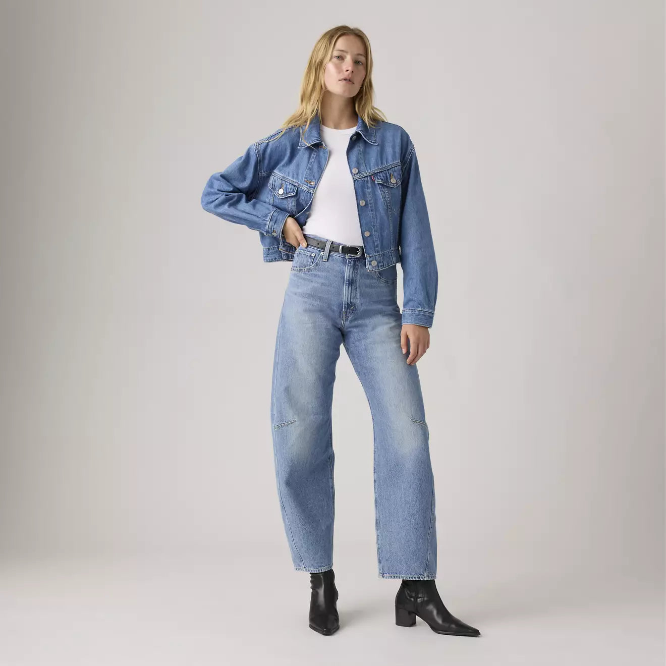 JEAN LEVIS BARREL